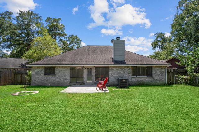 2035 Woodhue Drive, Spring, TX 77386