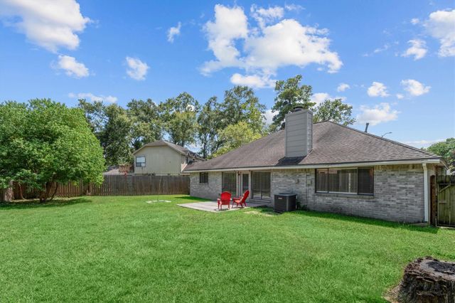 2035 Woodhue Drive, Spring, TX 77386
