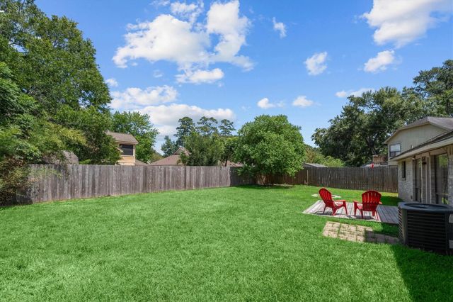 2035 Woodhue Drive, Spring, TX 77386
