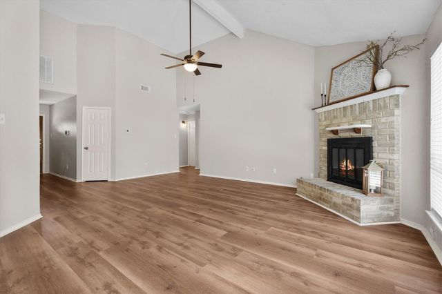 2035 Woodhue Drive, Spring, TX 77386