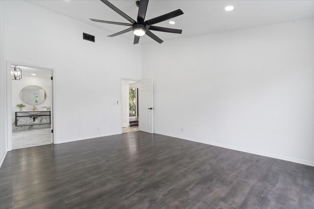 12725 Kingsway Road, Wellington, FL 33414