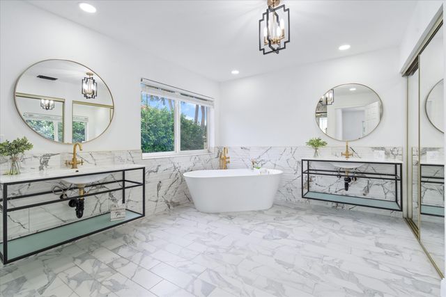 12725 Kingsway Road, Wellington, FL 33414