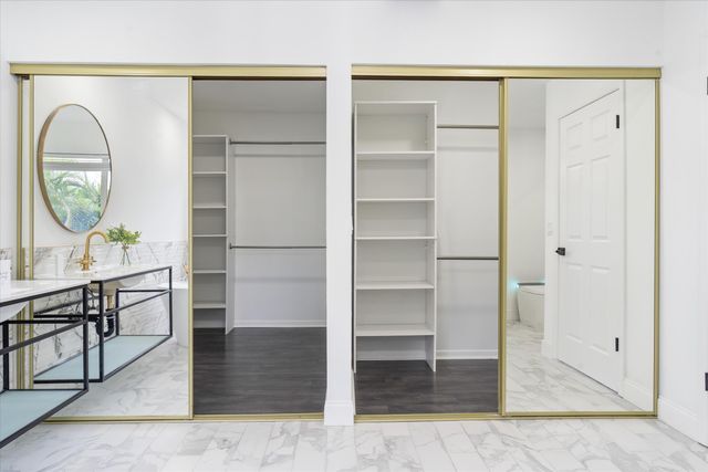 12725 Kingsway Road, Wellington, FL 33414