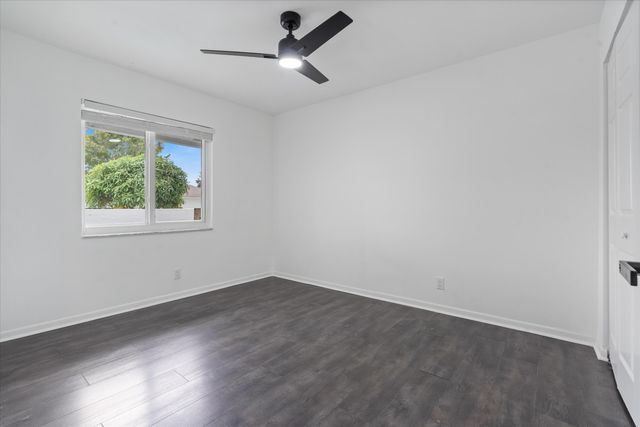 12725 Kingsway Road, Wellington, FL 33414