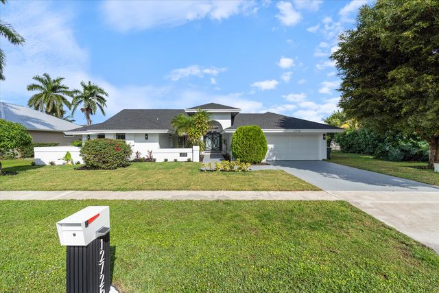 12725 Kingsway Road, Wellington, FL 33414
