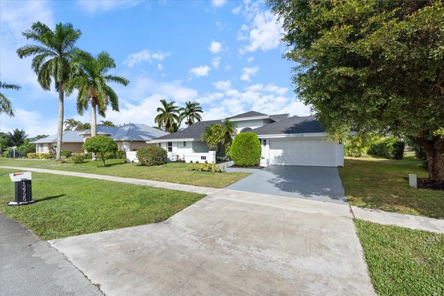 12725 Kingsway Road, Wellington, FL 33414