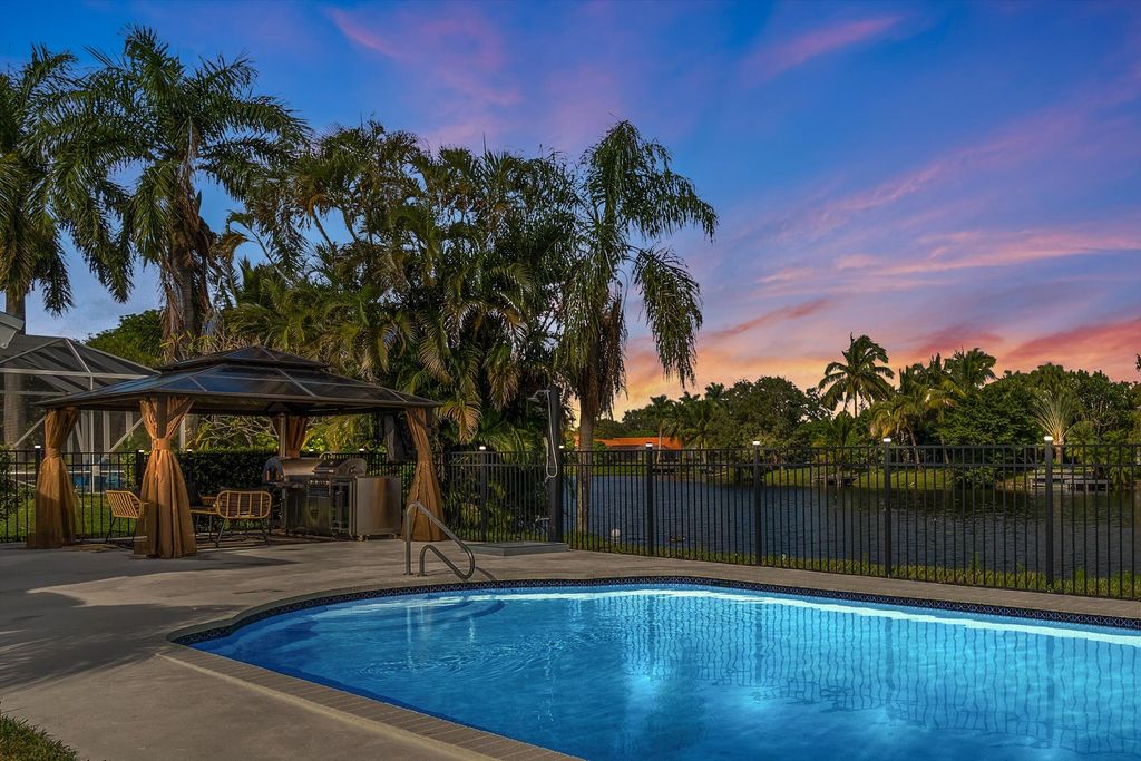 12725 Kingsway Road, Wellington, FL 33414