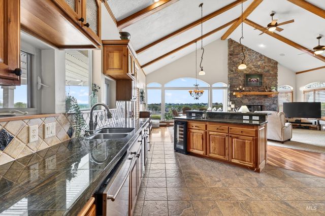 9810 Grand Teton Trail, Middleton, ID 83644