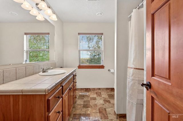 9810 Grand Teton Trail, Middleton, ID 83644