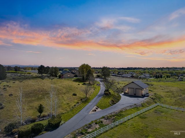 9810 Grand Teton Trail, Middleton, ID 83644
