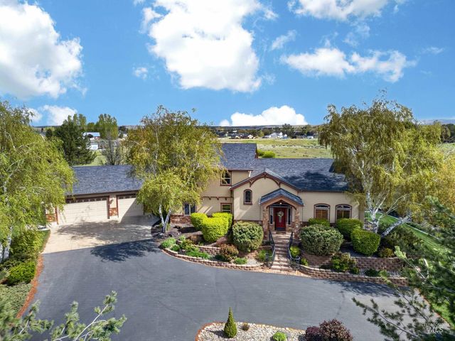 9810 Grand Teton Trail, Middleton, ID 83644