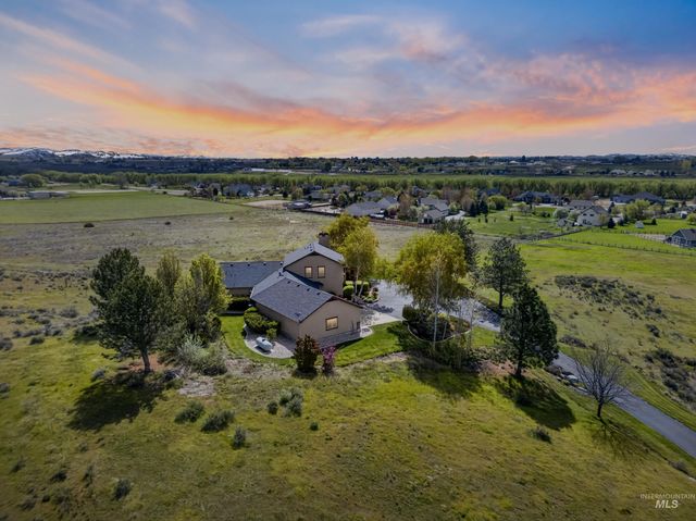 9810 Grand Teton Trail, Middleton, ID 83644