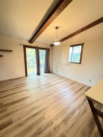 514 E PINE STREET, New London, WI 54961