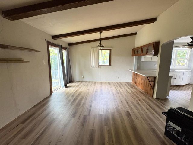 514 E PINE STREET, New London, WI 54961