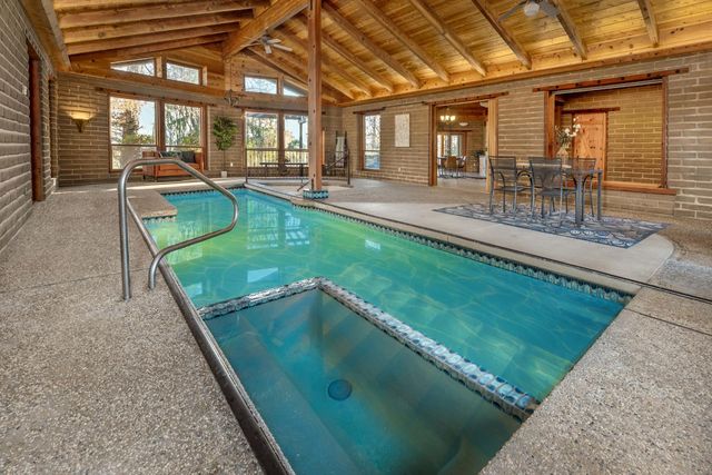20990 Tiger Tail Rd, Grass Valley, CA 95949