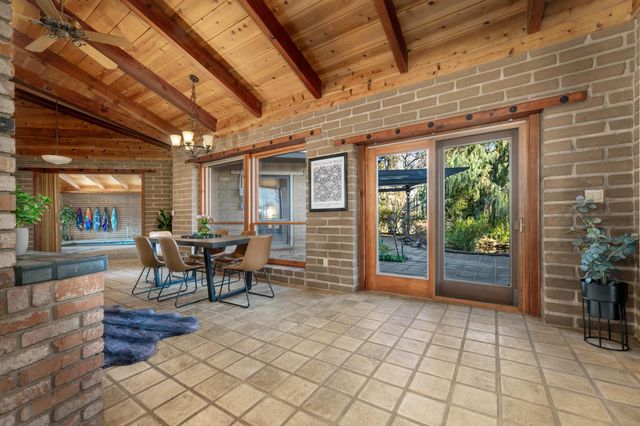 20990 Tiger Tail Rd, Grass Valley, CA 95949