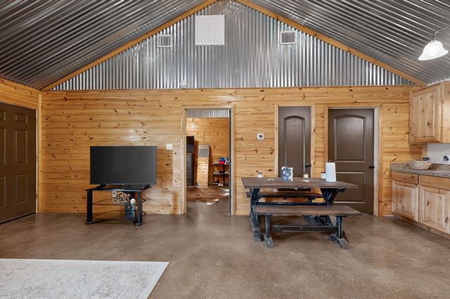 5256 County Road 803, Joshua, TX 76058