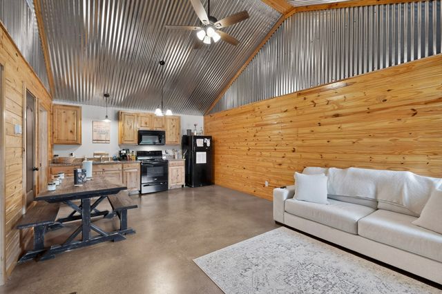 5256 County Road 803, Joshua, TX 76058
