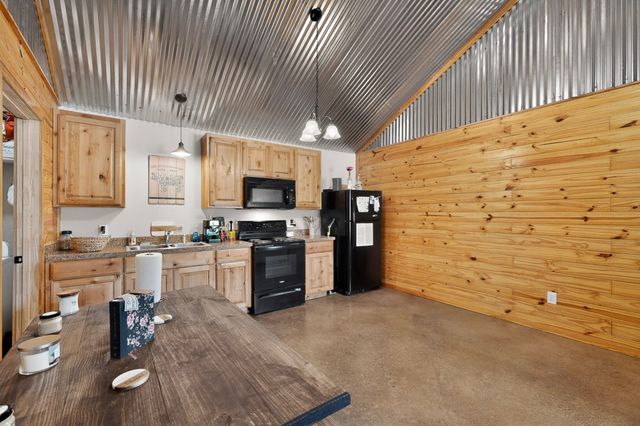5256 County Road 803, Joshua, TX 76058