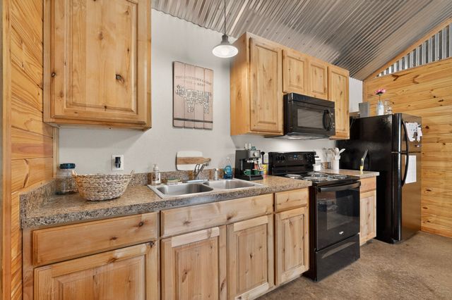 5256 County Road 803, Joshua, TX 76058