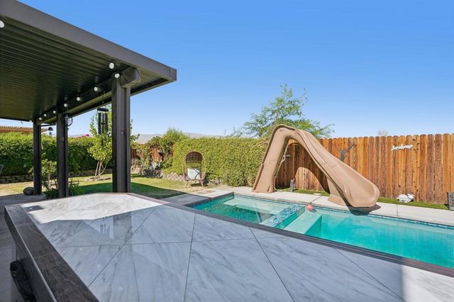 31422 Via Ventana, Thousand Palms, CA 92276