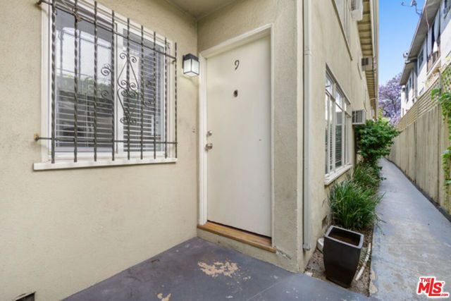 920 Westbourne Drive 9, West Hollywood, CA 90069