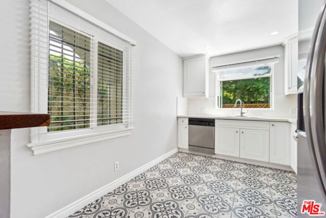 920 Westbourne Drive 9, West Hollywood, CA 90069
