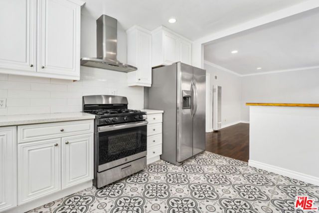 920 Westbourne Drive 9, West Hollywood, CA 90069