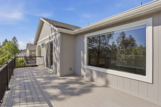 1907 S Canyon Woods Ln, Spokane, WA 99224