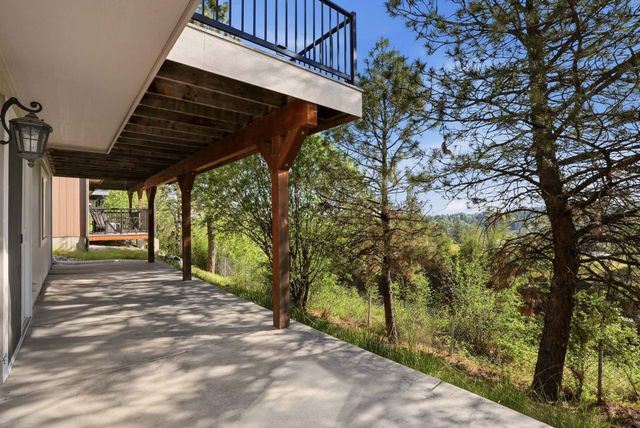 1907 S Canyon Woods Ln, Spokane, WA 99224