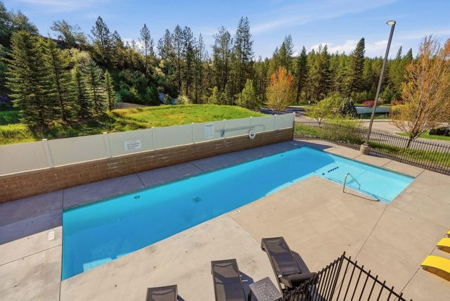 1907 S Canyon Woods Ln, Spokane, WA 99224