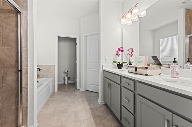 3775 Park Creek Lane, Canton, MI 48188