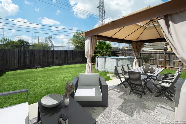 1607 Tree Run, San Antonio, TX 78245