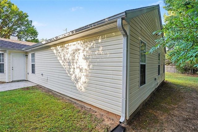 6934 Red Bone Way, Stonecrest, GA 30038