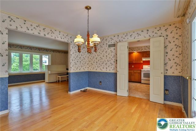 1760 Peachtree Circle, Whitehall Twp, PA 18052
