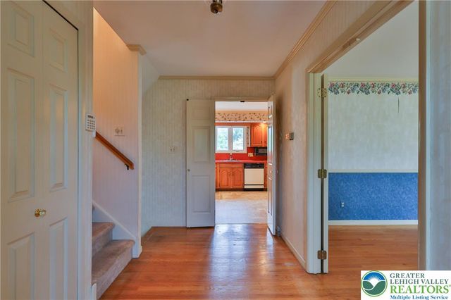 1760 Peachtree Circle, Whitehall Twp, PA 18052