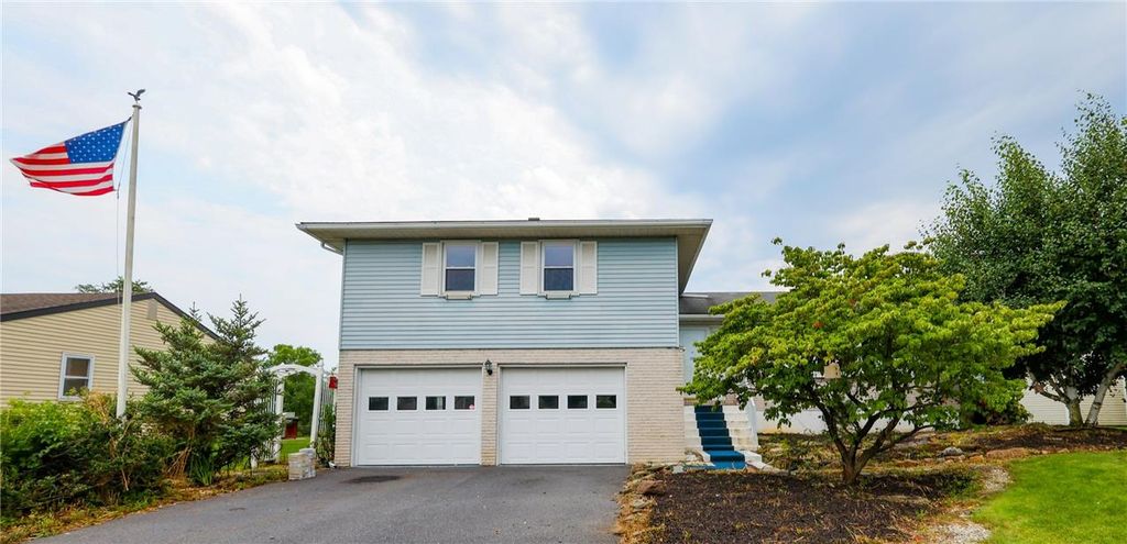 1760 Peachtree Circle, Whitehall Twp, PA 18052