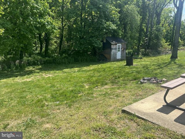 719 S VALLEY AVE, Vineland, NJ 08360