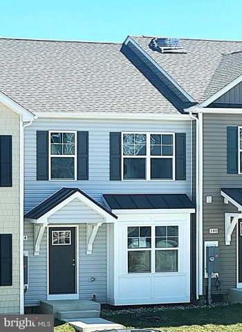 L48 RECIFE CT, Martinsburg, WV 25403