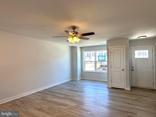 L48 RECIFE CT, Martinsburg, WV 25403