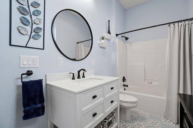 1201 Kingsgate Road 1201 Kingsgate Road, Springfield, OH 45503