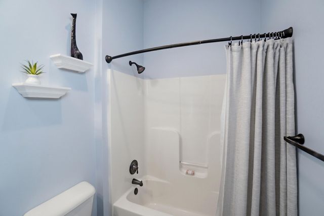 1201 Kingsgate Road 1201 Kingsgate Road, Springfield, OH 45503