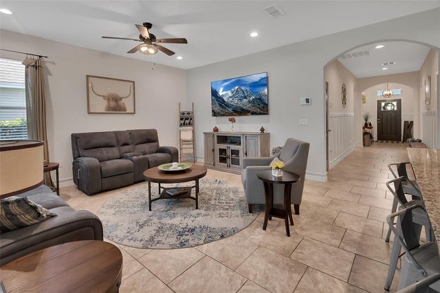 744 E VICTORIA TRAILS BOULEVARD, Deland, FL 32724