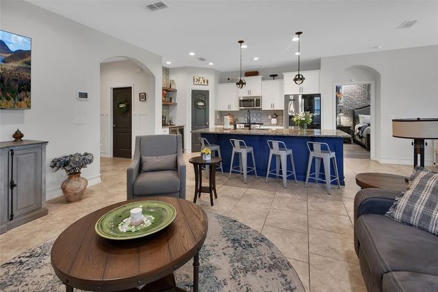 744 E VICTORIA TRAILS BOULEVARD, Deland, FL 32724