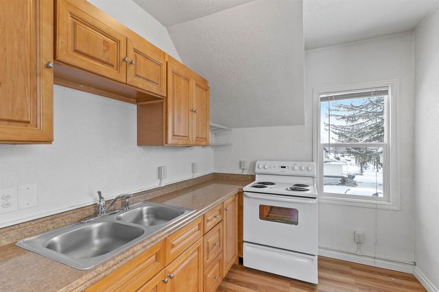 902 W Mansfield Ave, Spokane, WA 99205