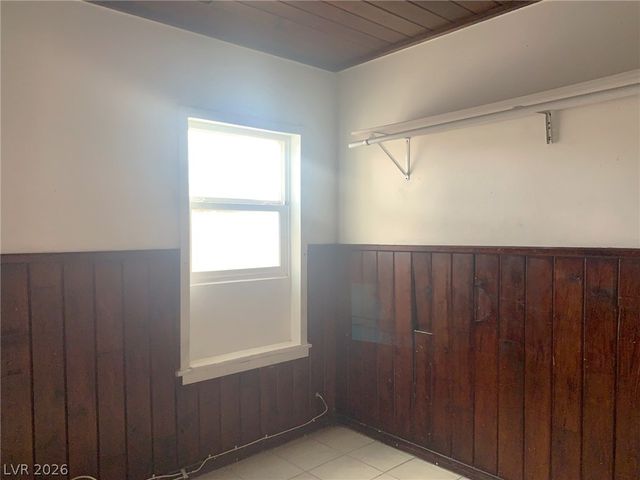 2613 Valley Street, Las Vegas, NV 89101
