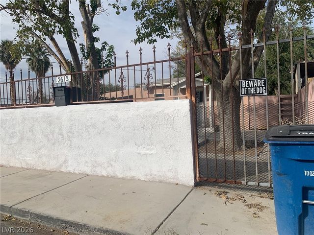 2613 Valley Street, Las Vegas, NV 89101