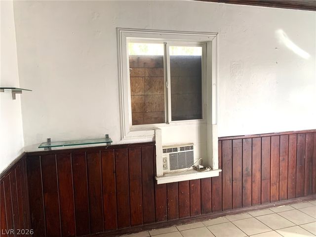 2613 Valley Street, Las Vegas, NV 89101