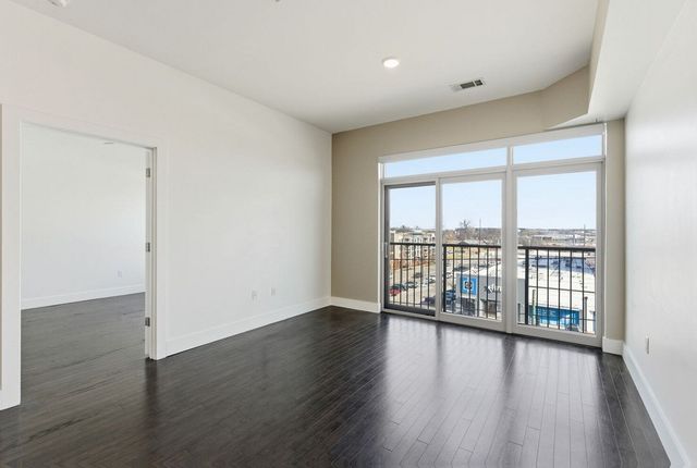 2407 8th Ave S Apt 409, Nashville, TN 37204