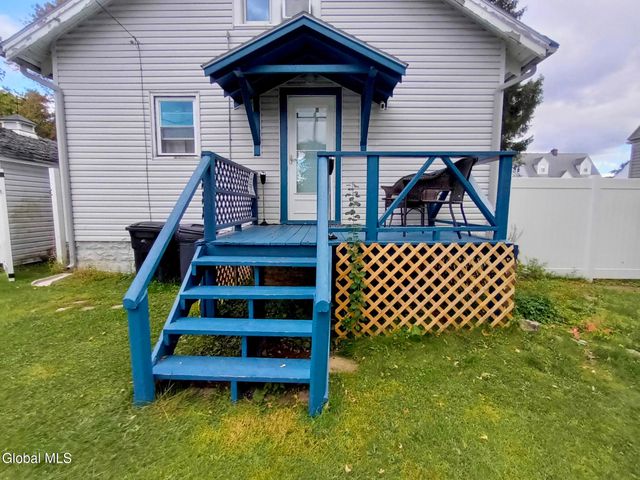 27 Pershing Avenue, Rensselaer, NY 12144